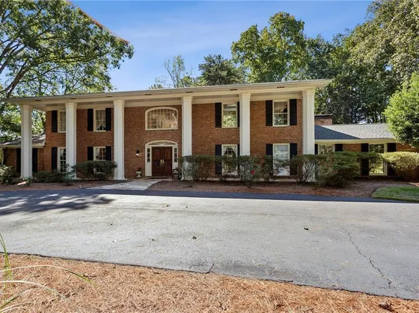 290 Glen Lake Dr, Sandy Springs, GA 30327