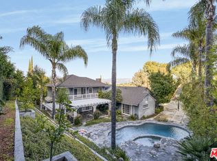 3690 Crownridge Dr, Sherman Oaks, CA 91403