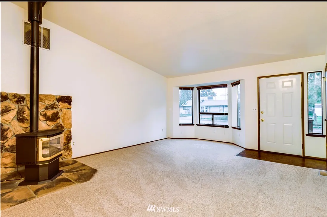 McIver Ct SW, Tumwater — Photo 2