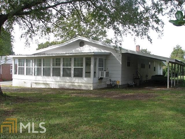 1st image of 70 Louise Dr