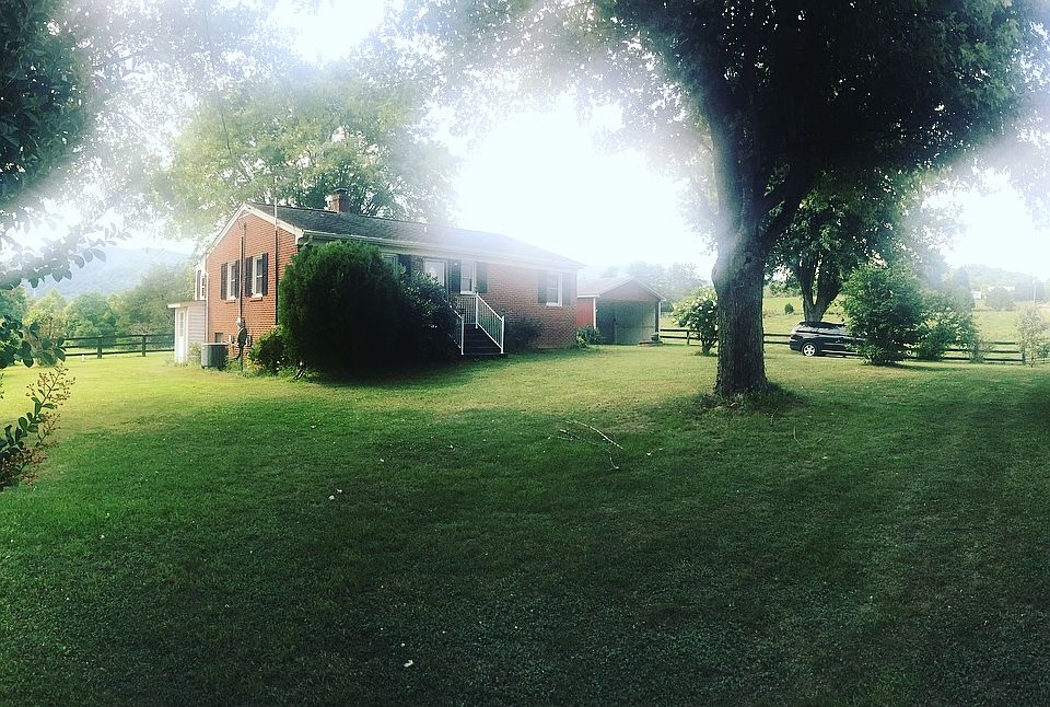 1st image of 245 Riverview Ln