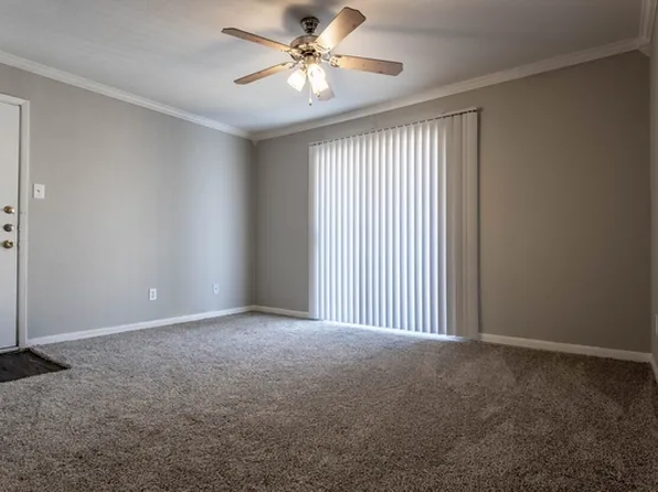 Oak Run Manor Apartments