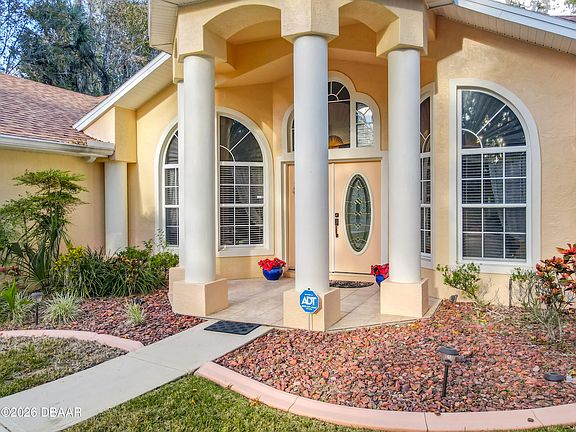 2nd image of 15 Cypress Hollow Ln