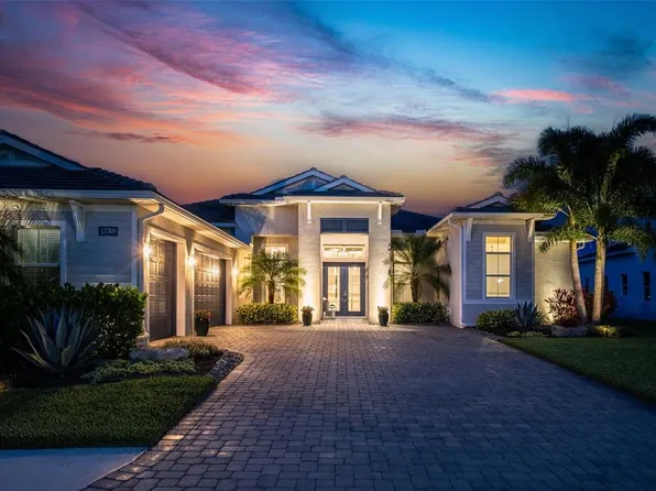 17749 Lucaya Dr, Bradenton, FL 34202