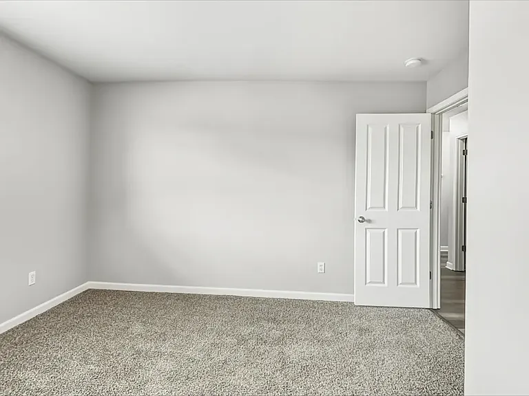 7621 Kodiak Ave NE — Photo 7