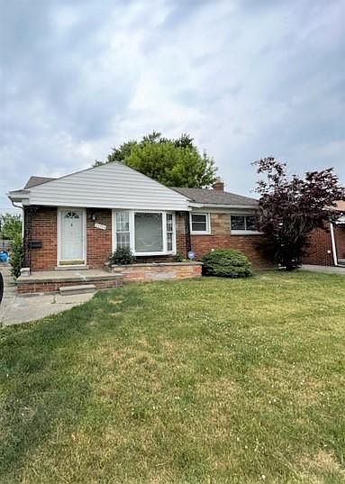 1st image of 25765 Ronald St