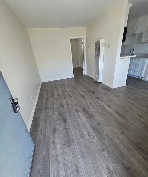 10700 Francis Pl #8 — Photo 5