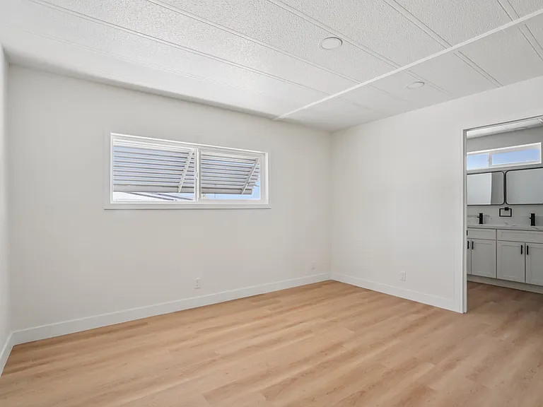 33423 Barcelona Dr — Photo 29