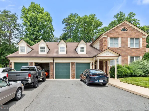 7254 Glen Hollow Ct Unit 54/3, Annandale, VA 22003