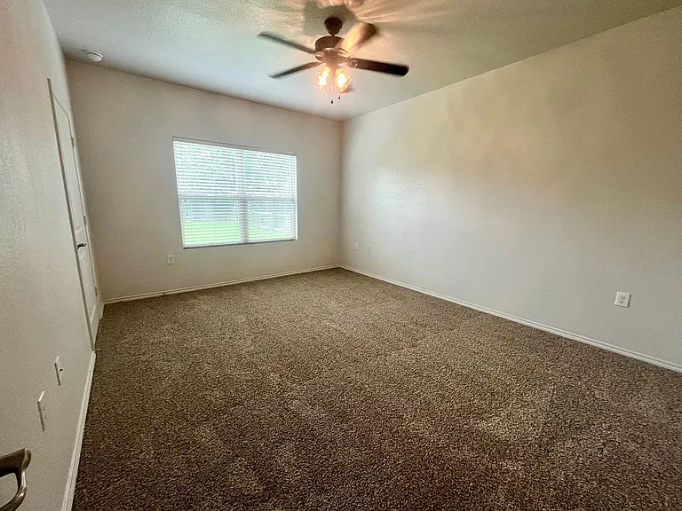 6011 Travis Smt — Photo 19