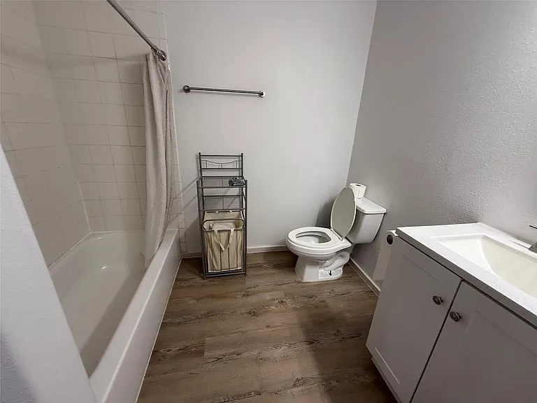 3114 Bolt St — Photo 24