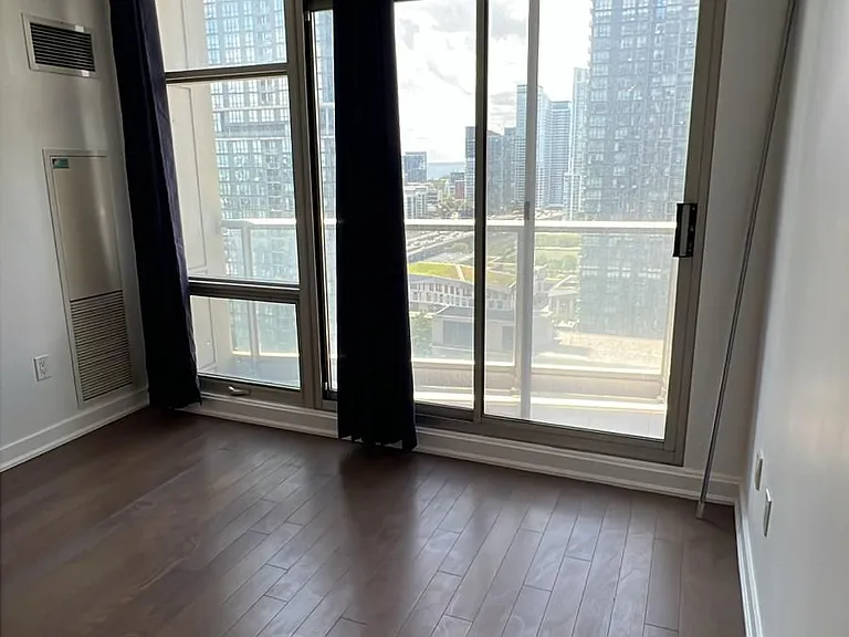 10 Navy Wharf Ct #2301 — Photo 10