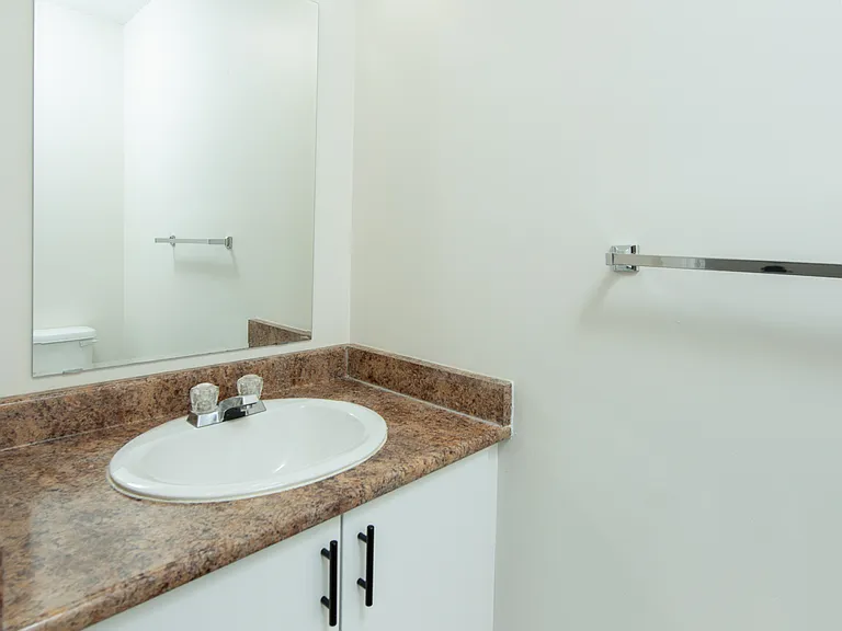 610 King St — Photo 27