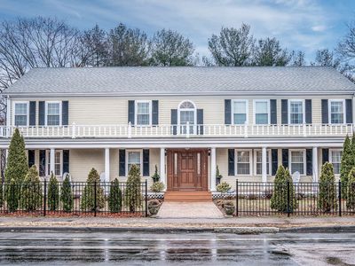 564 Central Ave, Needham, MA, 02494