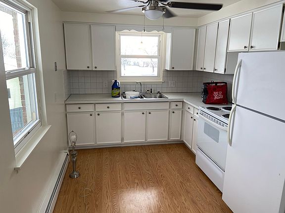 2nd image of 510 Pleasant Ave