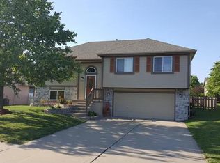 8912 NE 115th Ter, Kansas City, MO 64157