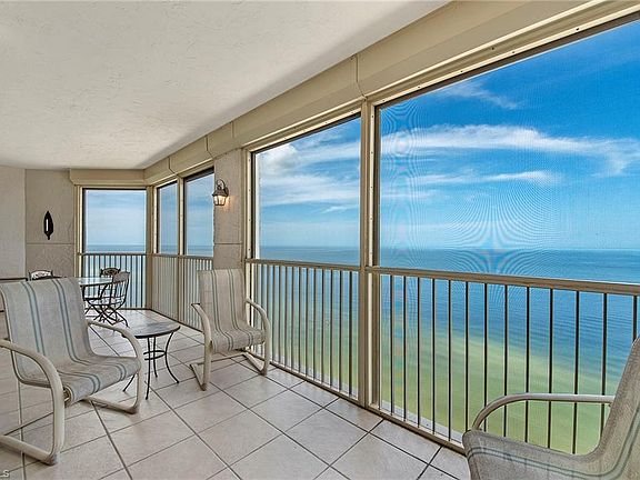 2nd image of 4051 Gulf Shore Blvd N