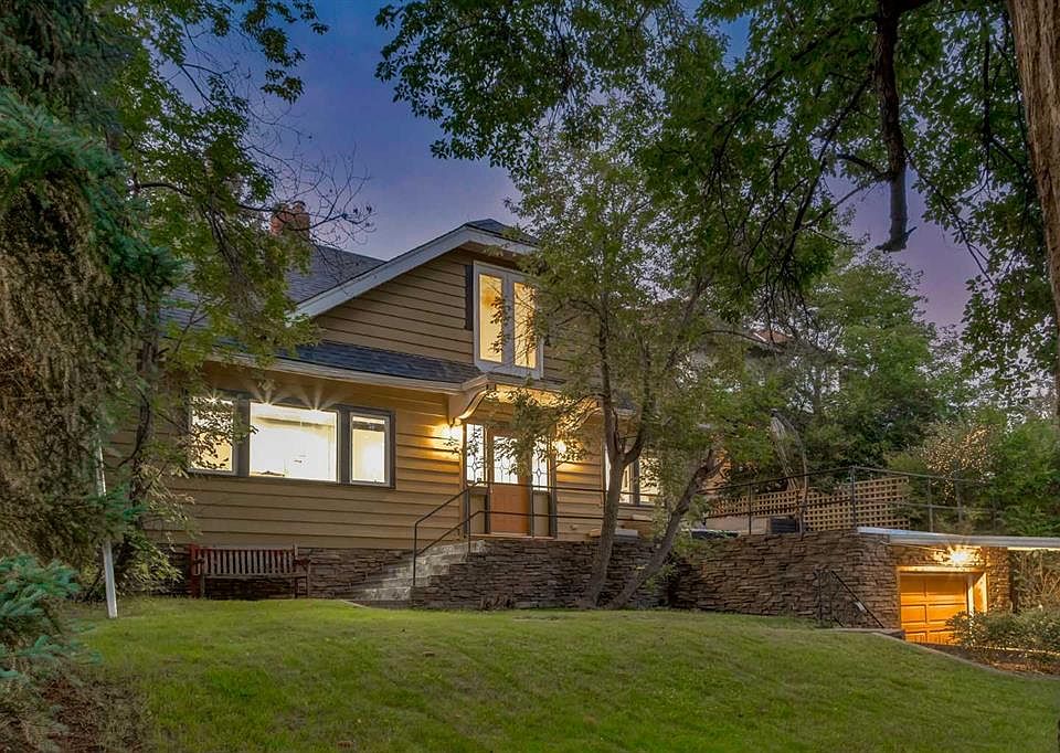 1st image of 1424 Premier Way SW