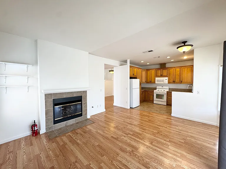 1555 Golfcrest Pl — Photo 12