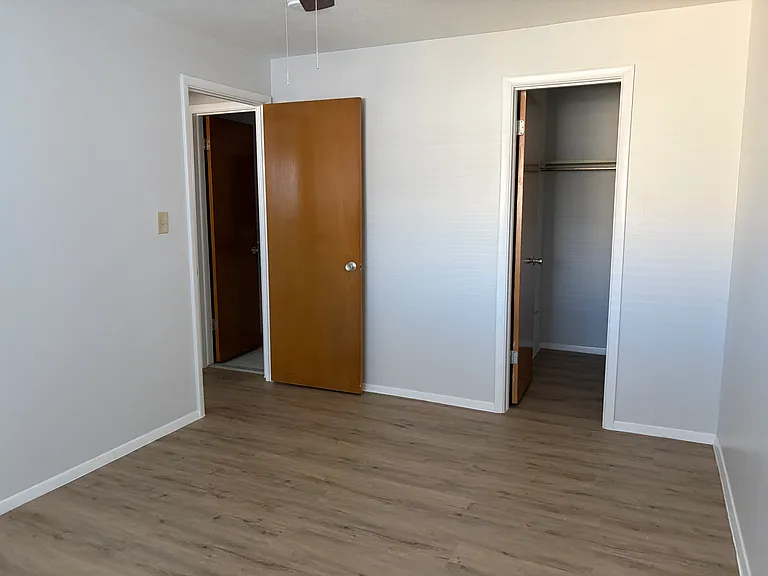 14567 Madison Ave #513 — Photo 17