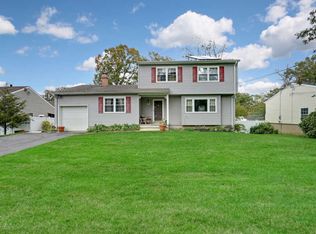 316 Green Acres Rd, Manchester, NJ 08759