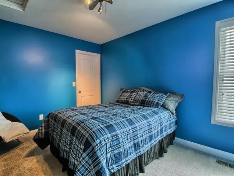 8854 Emerald Hill Dr — Photo 18