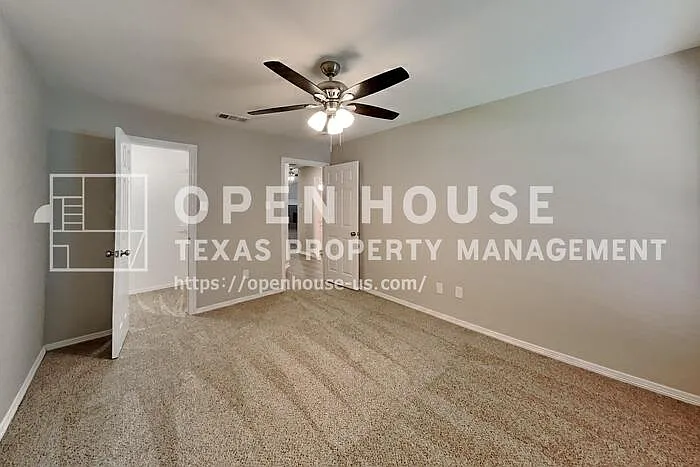 821 Willow Ct — Photo 13