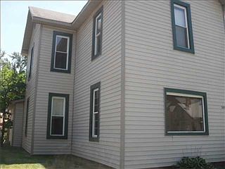 3rd image of 1447 Cherry St