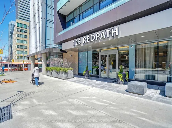 125 Redpath Ave #2711, Toronto, ON M4S 0B5