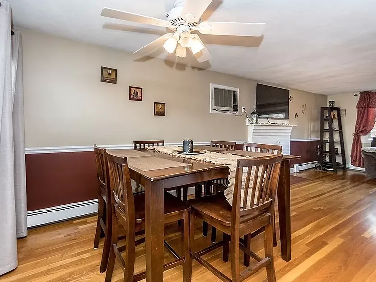 170 Ravenswood Rd — Photo 37