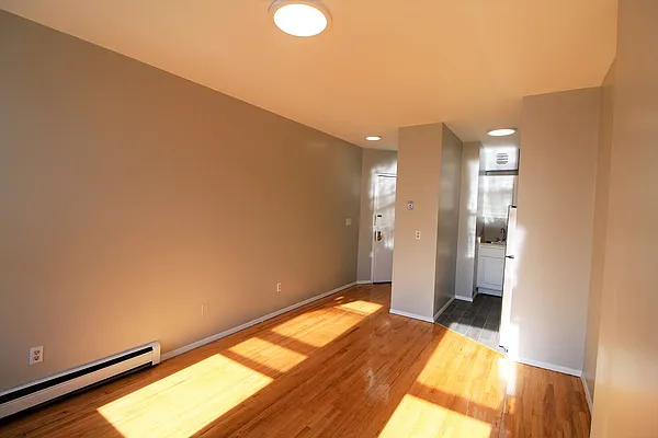 Rented by Compass | media 29