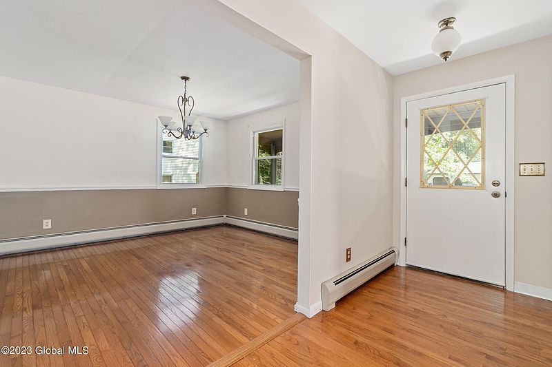 5th image of 45 Brookline Drive