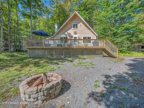 128 Moshannon Dr, Pocono Lake, PA 18347