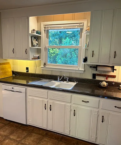 200 Grandview Dr — Photo 8