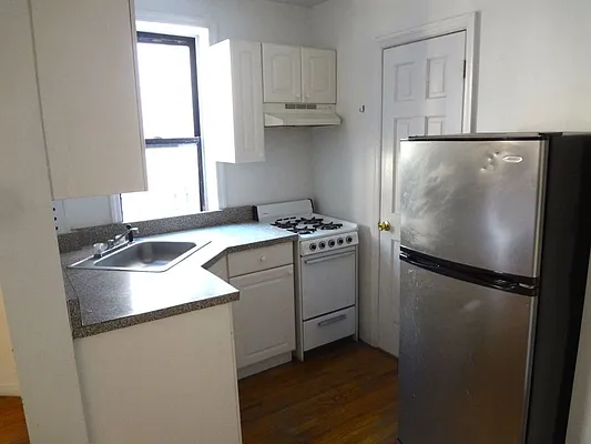 Rented by Steven Apuzzi LLC | media 17