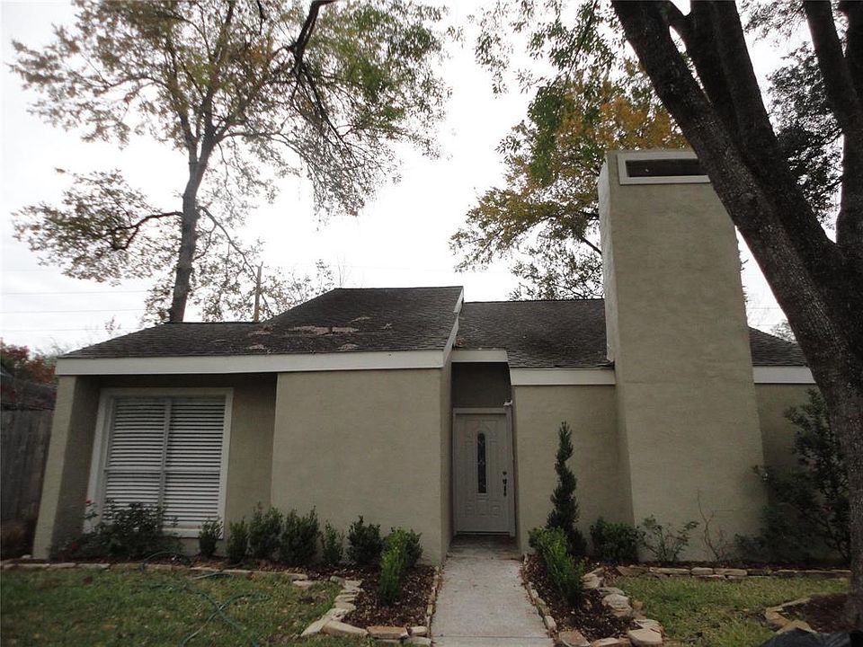 1st image of 12800 Briar Forest Dr Unit 61