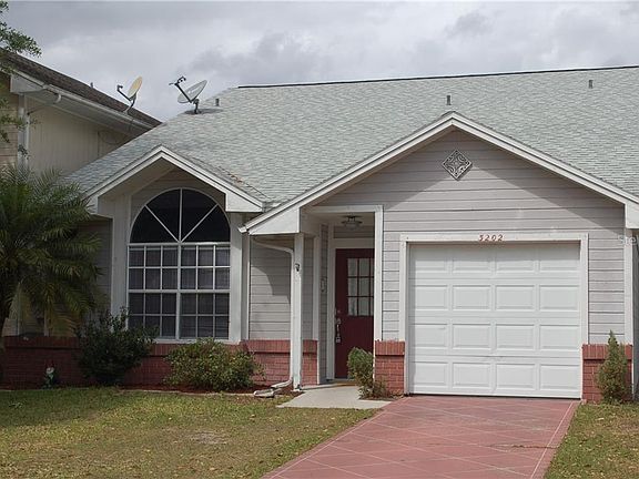 2nd image of 3202 Parkside Ct