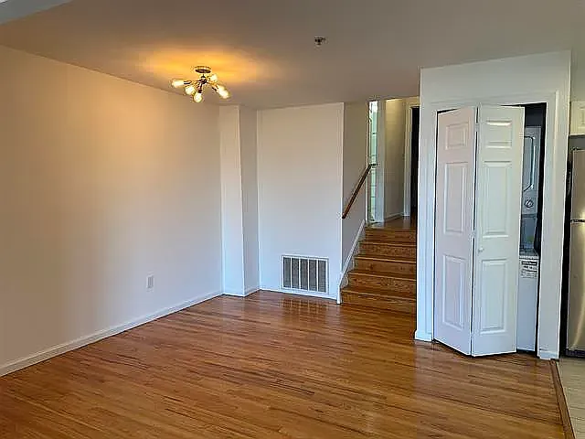 8905-8913 Riverside Pl #8911-1 — Photo 11