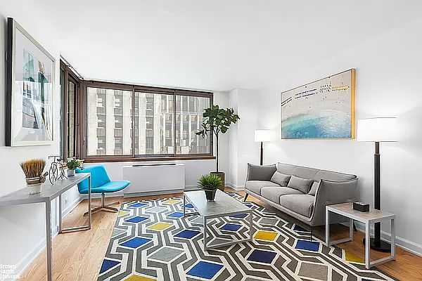 1st image of 235 E 40th St APT 15D