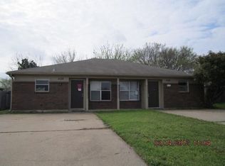 1132 Pleasant Valley Ln, Arlington, TX 76015