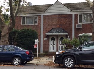 7552 199th St, Fresh Meadows, NY 11366