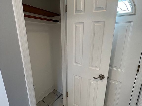3rd image of 3632 S 59th Ave