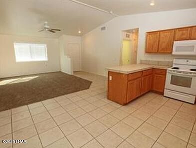 5th image of 2080 Holly Ave #103