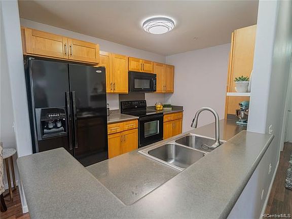 4th image of 91-1015 Kamaaha Ave APT 207