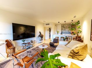7487 SW 82nd St APT C302, Miami, FL 33143