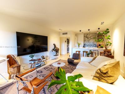 7487 SW 82nd St APT C302, Miami, FL, 33143