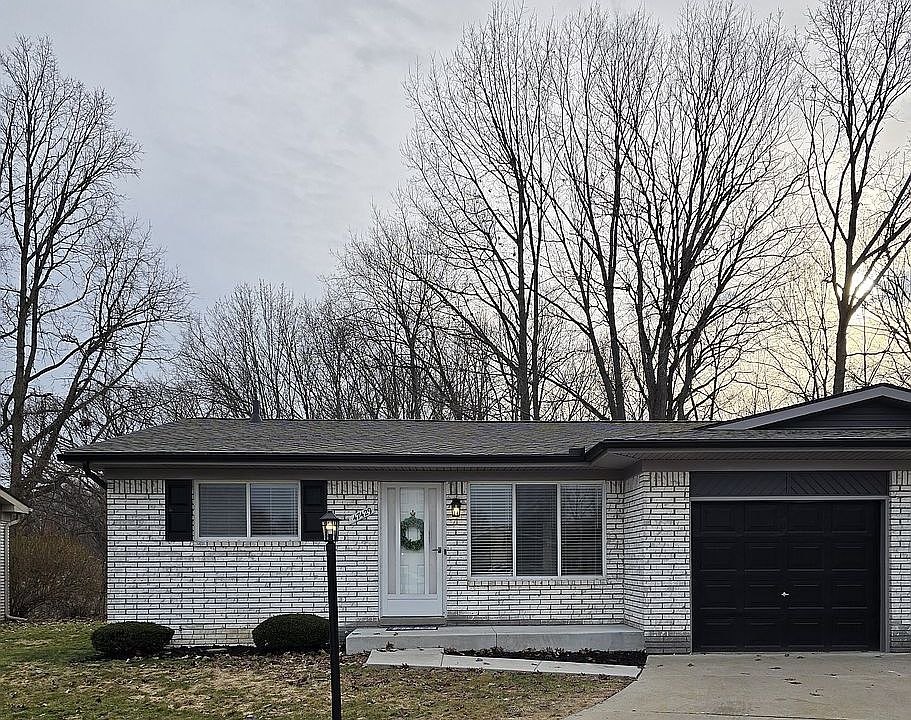 1st image of 47429 Brent Ct