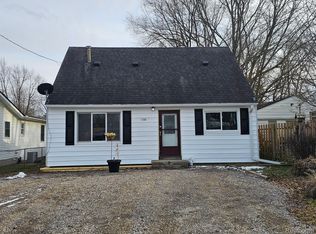 1178 Harriet St, Mount Morris, MI 48458