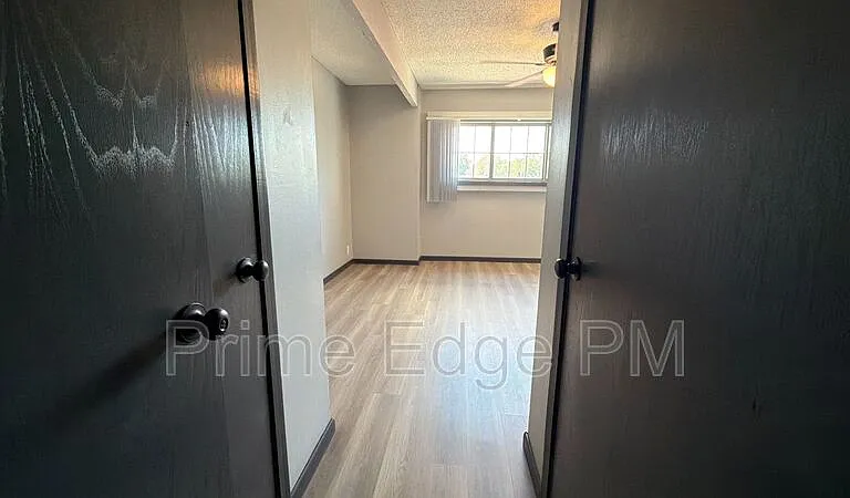 1121 N 28th St #14 — Photo 7