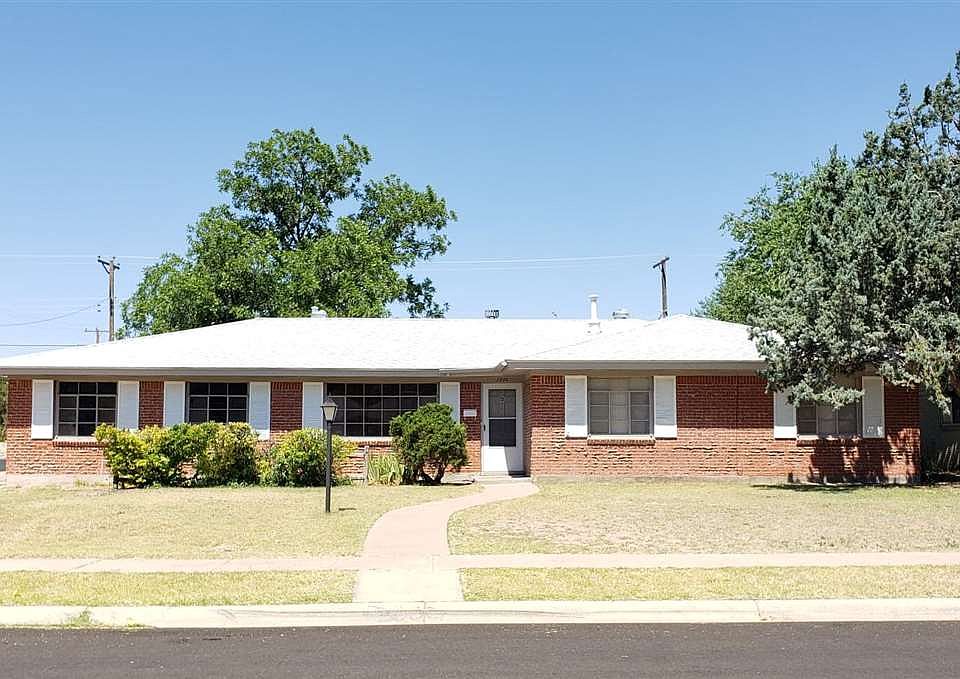 1st image of 3000 Bandolina Ave